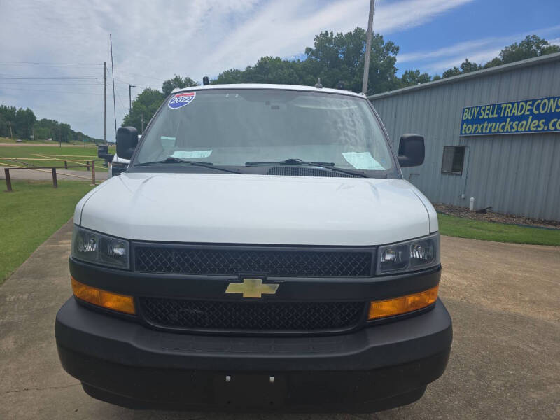 2022 Chevrolet Express 2500