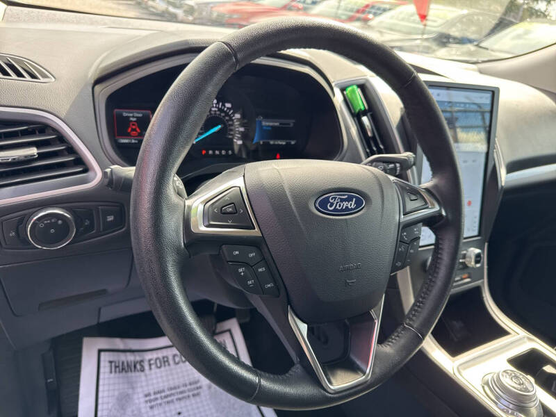 2024 Ford Edge SEL