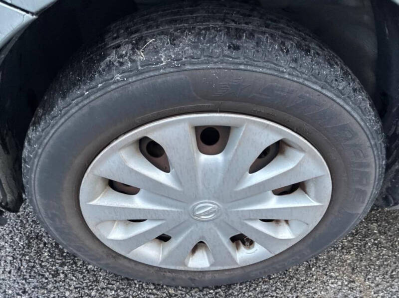 2013 Nissan Versa 1.6 S