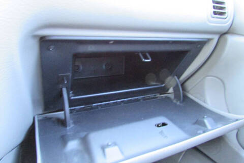 2000 Saturn L-Series LS2