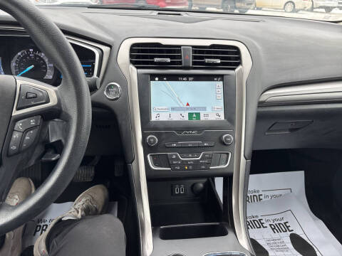 2019 Ford Fusion Hybrid SE