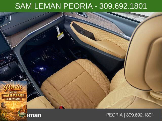 2025 Jeep Grand Cherokee Summit