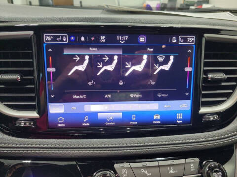 2027 Chrysler Pacifica Select