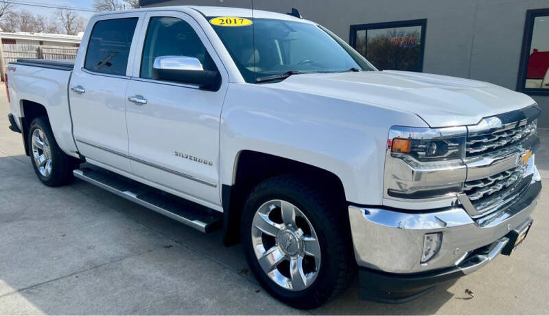 2017 Chevrolet Silverado 1500 for sale at Tigerland Motors in Sedalia MO