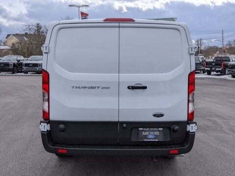 2024 Ford Transit