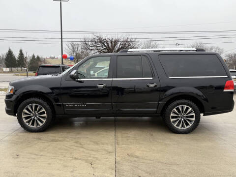 2017 Lincoln Navigator L Select