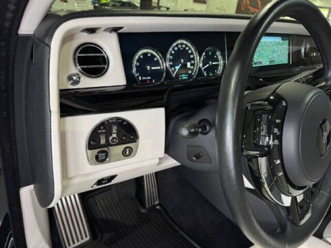 2022 Rolls-Royce Phantom