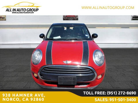 2017 MINI Hardtop 4 Door Cooper