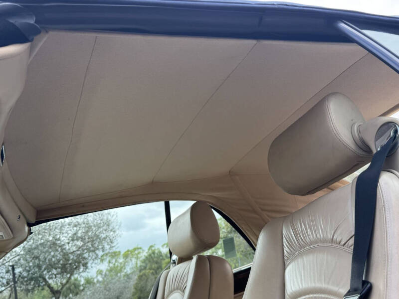 2000 Bentley Azure