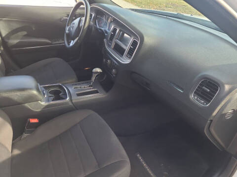 2013 Dodge Charger SE