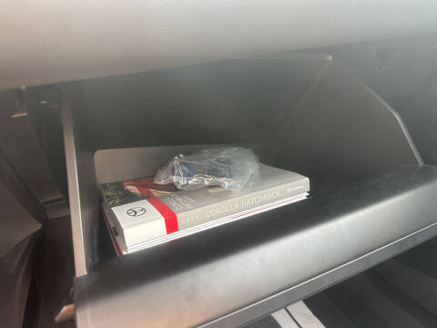 2021 Toyota Corolla Hatchback SE