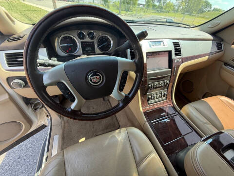2013 Cadillac Escalade Luxury