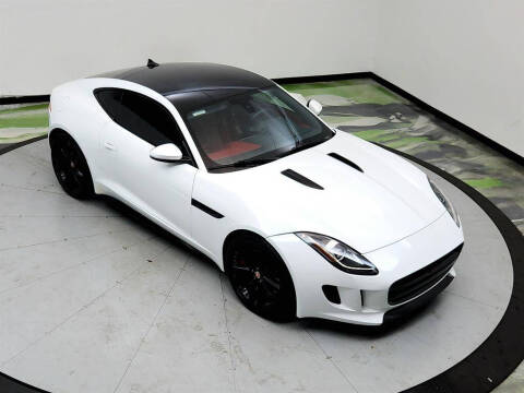 2015 Jaguar F-TYPE R