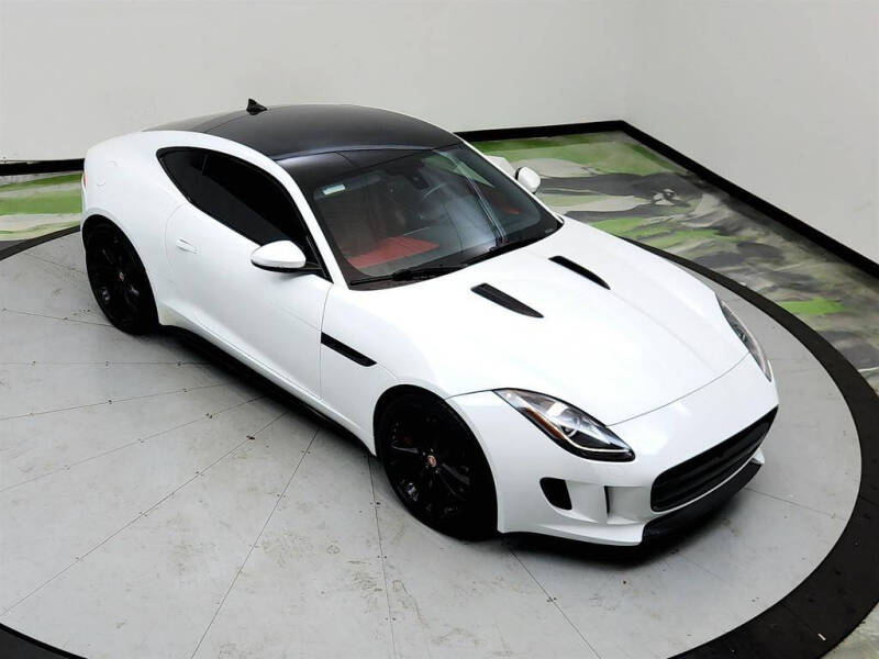 2015 Jaguar F-TYPE R