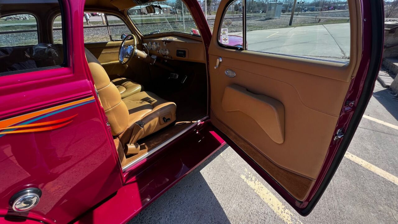 1939 Chevrolet Master Deluxe 42
