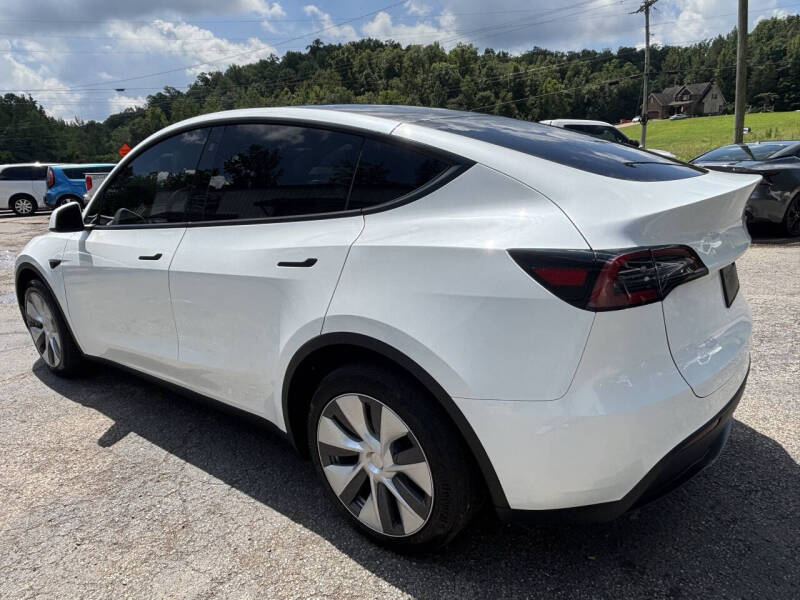 2023 Tesla Model Y Long Range