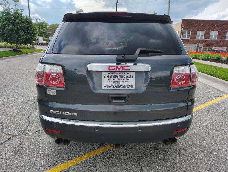 2011 GMC Acadia SLT-2