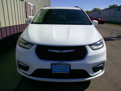 2022 Chrysler Pacifica Touring L