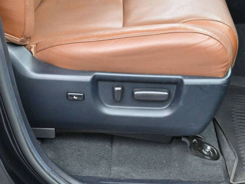 2020 Toyota Sequoia Platinum