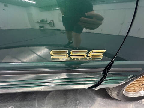 1993 Pontiac Bonneville SSE