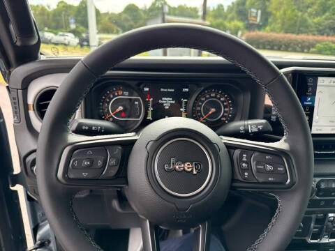 2025 Jeep Gladiator Sport S