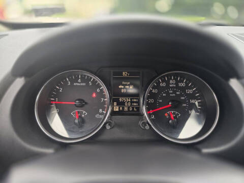 2013 Nissan Rogue SV w/SL Package