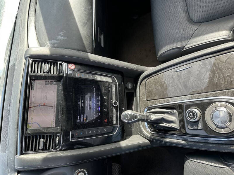 2020 Infiniti QX80 Luxe