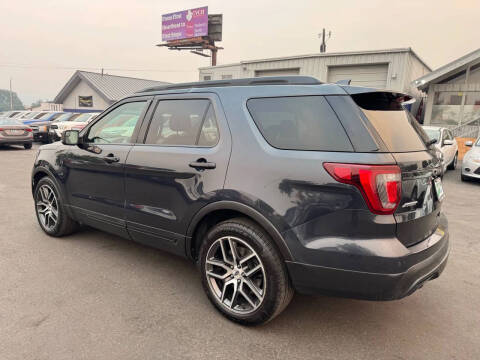 2017 Ford Explorer Sport