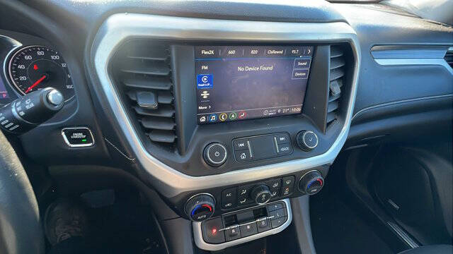 2023 GMC Acadia SLT