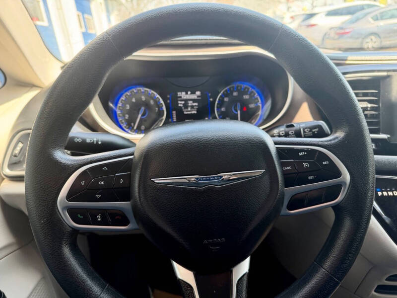 2021 Chrysler Voyager LXi