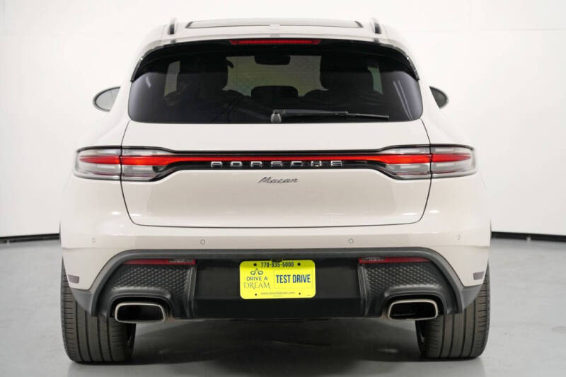 2023 Porsche Macan