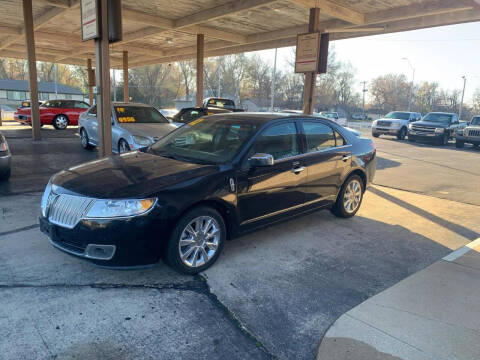 2012 Lincoln MKZ for sale at Kansas City Motors in Kansas City MO