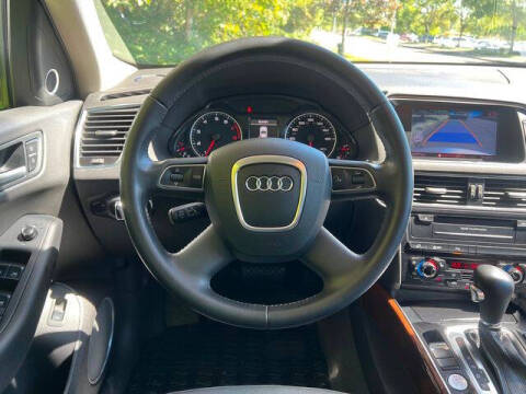 2012 Audi Q5 2.0T quattro Premium Plus