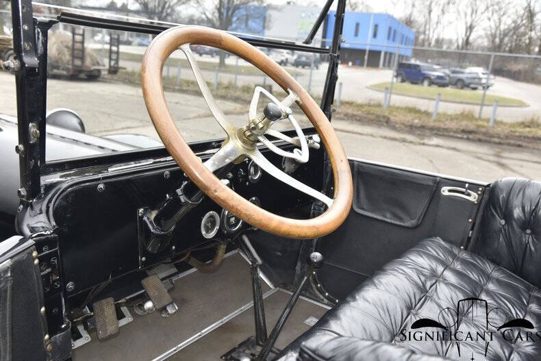 1916 Studebaker ED-6 7 Pass Touring