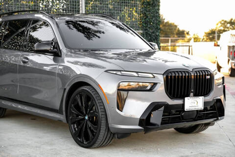 2023 BMW X7 M60i