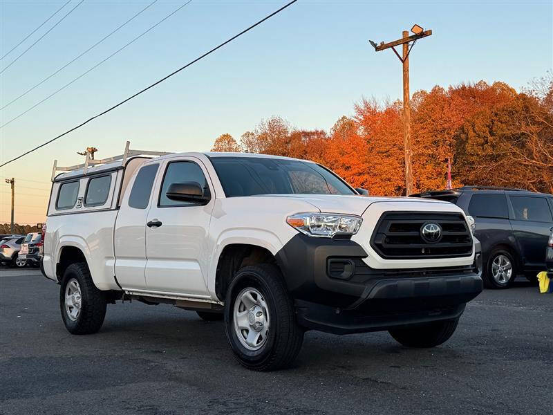 2022 Toyota Tacoma SR