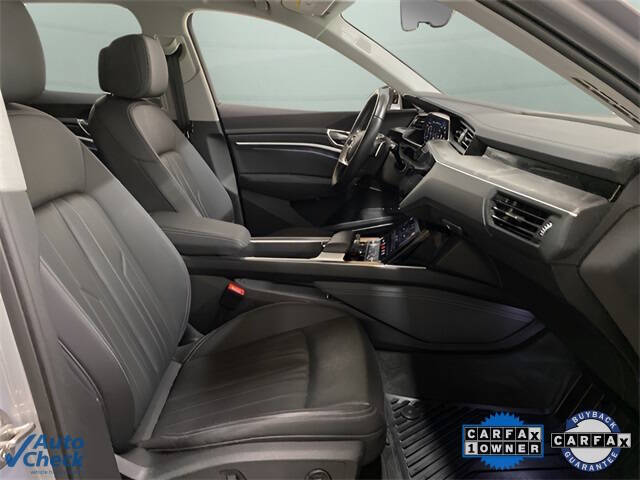 2023 Audi e-tron quattro Premium Plus