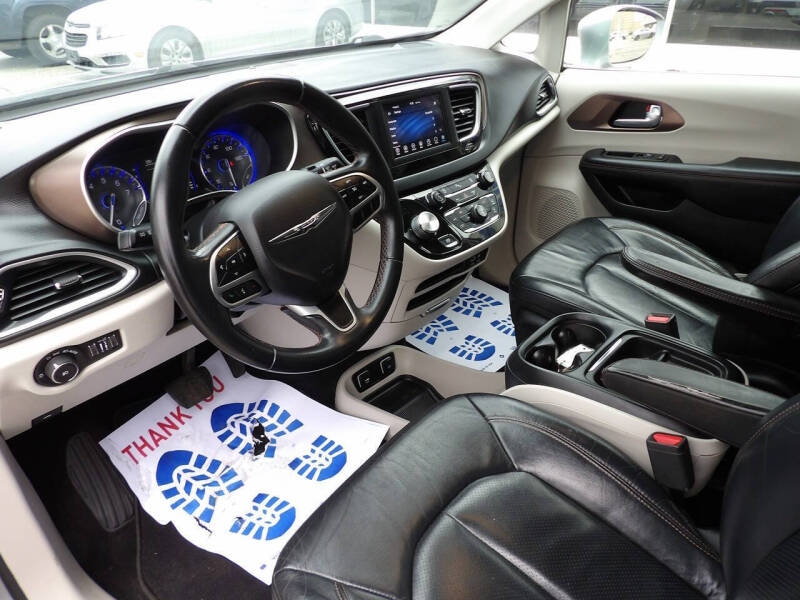 2018 Chrysler Pacifica Touring L