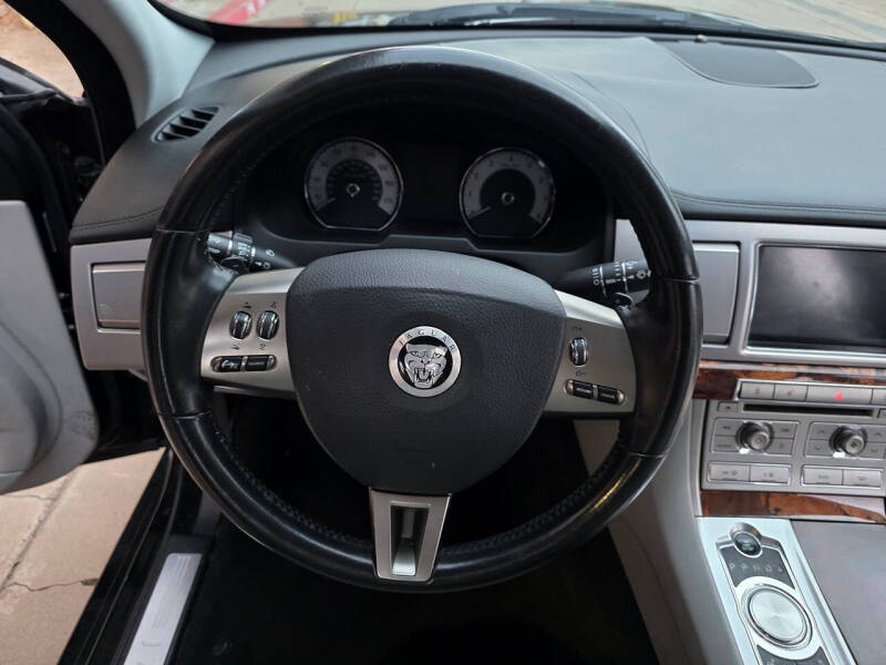 2011 Jaguar XF Premium