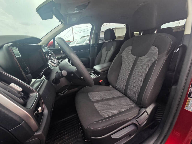 2022 Kia Sorento LX