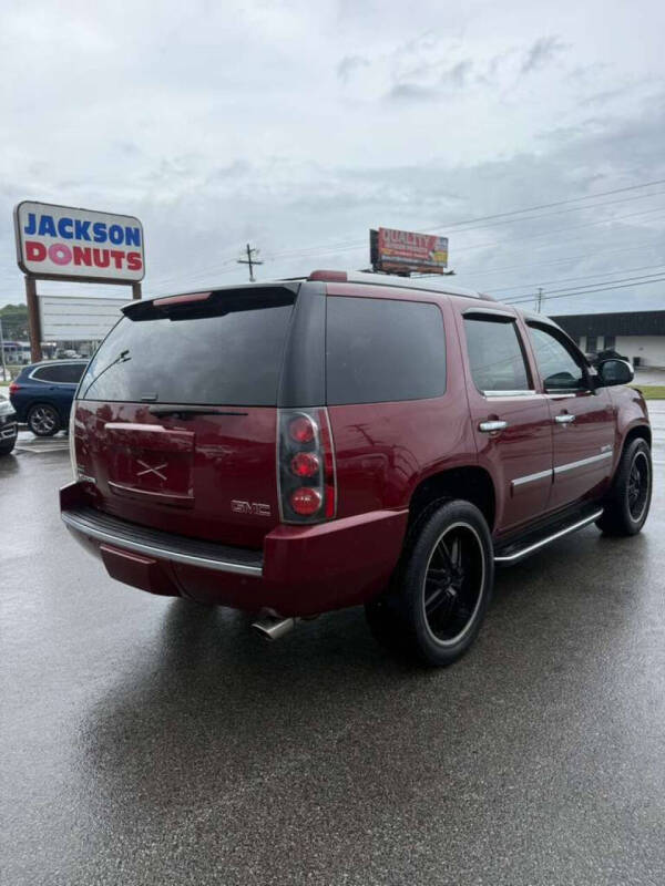 2011 GMC Yukon Denali