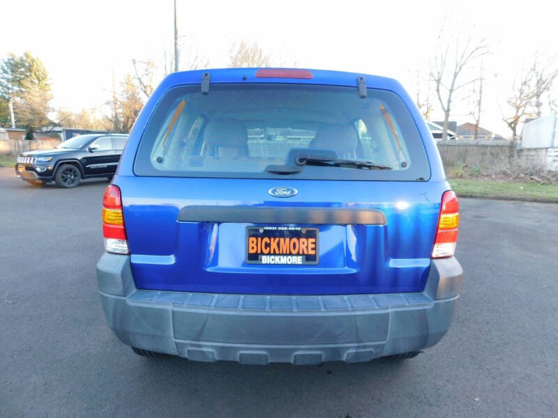 2005 Ford Escape XLS