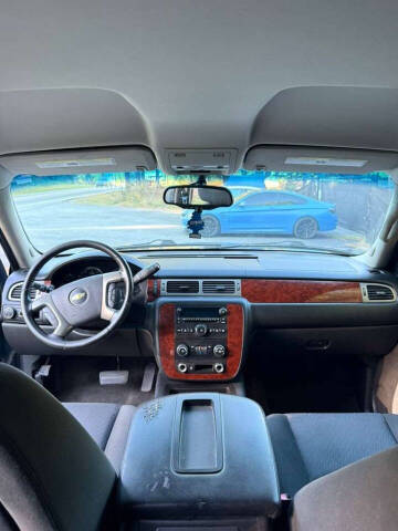 2012 Chevrolet Avalanche LS