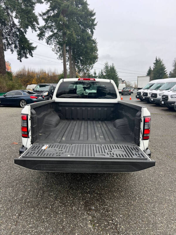 2024 Nissan Frontier