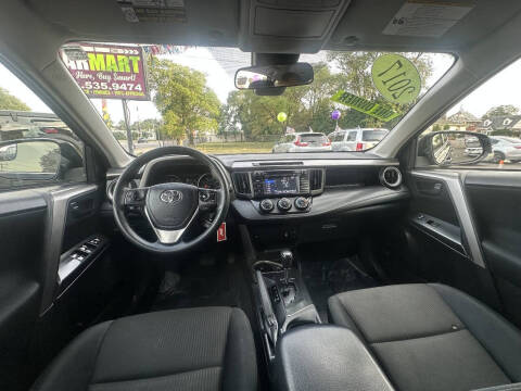 2017 Toyota RAV4 LE