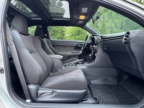 2011 Scion tC