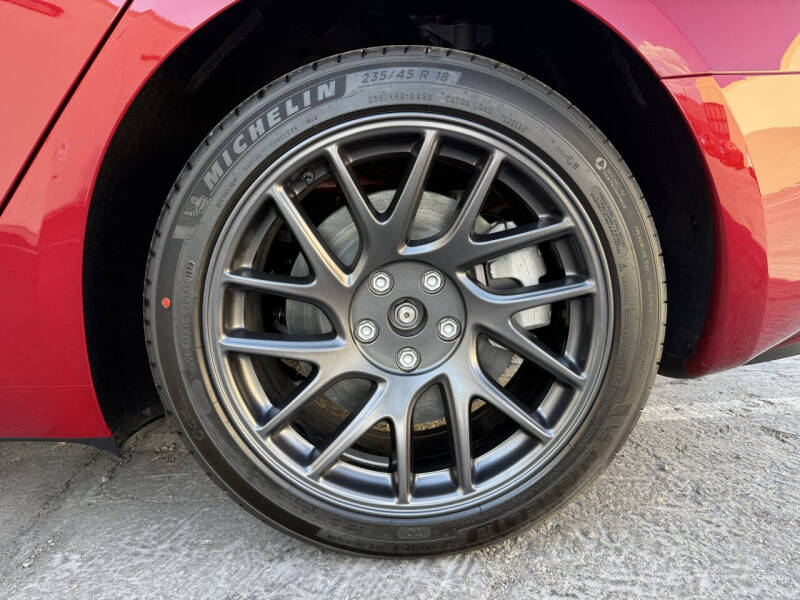 2026 Tesla Model 3 Premium