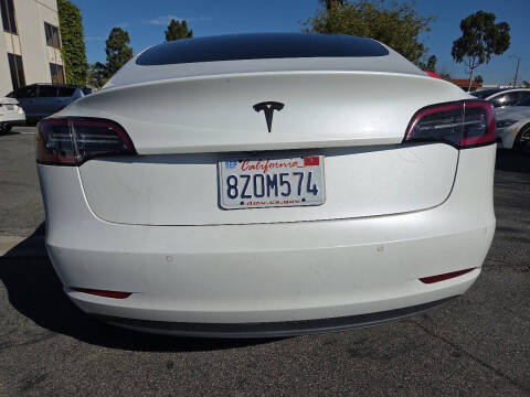 2019 Tesla Model 3 Standard Range