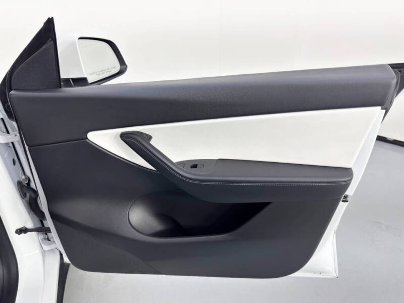 2021 Tesla Model Y Standard Range