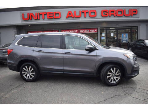 2019 Honda Pilot for sale at United Auto Group in Putnam CT
